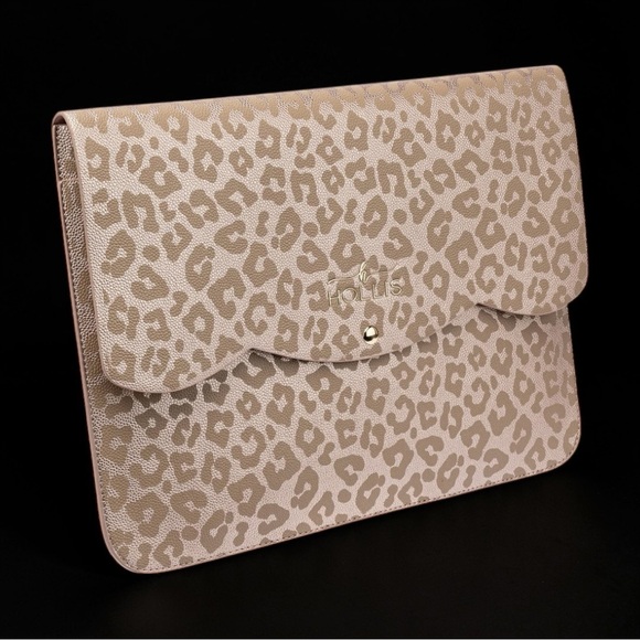 NEW WITH TAGS Hollis Lennyn Leopard Print Laptop Sleeve 14 inch Compatible pink - Picture 6 of 6